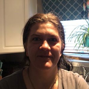 Meet your Posher, Kendra